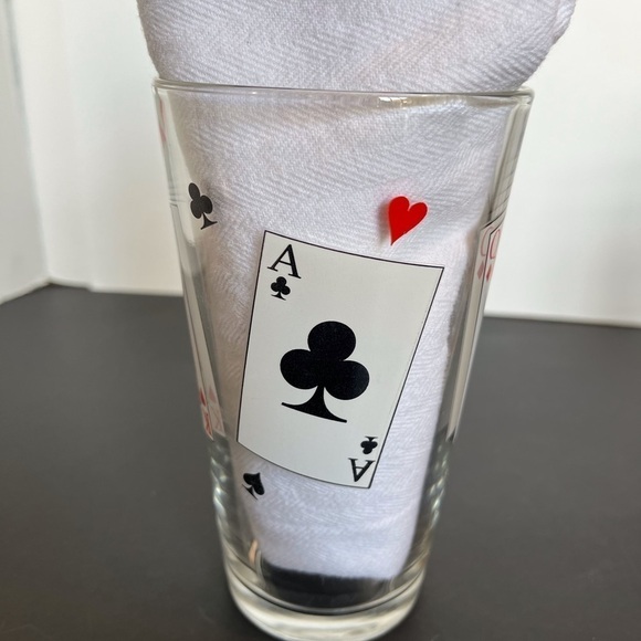 Vintage Card Party Glasses - Picture 2 of 8